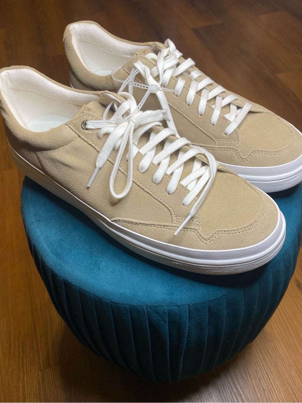UGG Men's Low-Top Canvas Sneakers - Tan & White